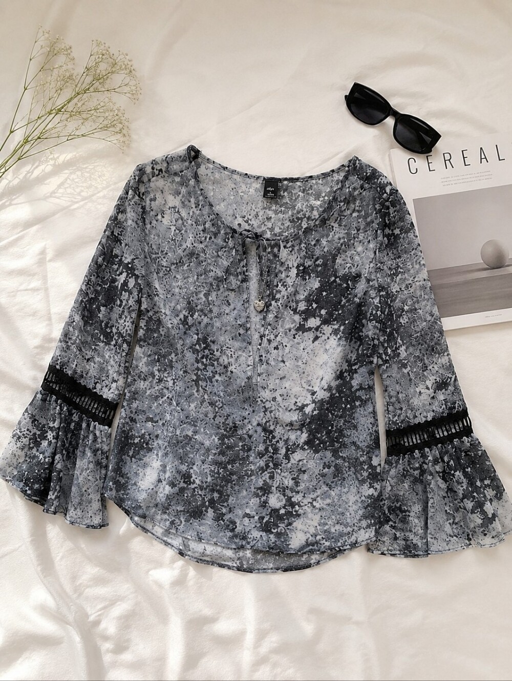 Alyx Womens Large Sheer Abstract Blouse Bell Sleeve Lace Trim Black Gray
